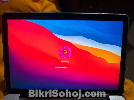 APPLE MACBOOK PRO
